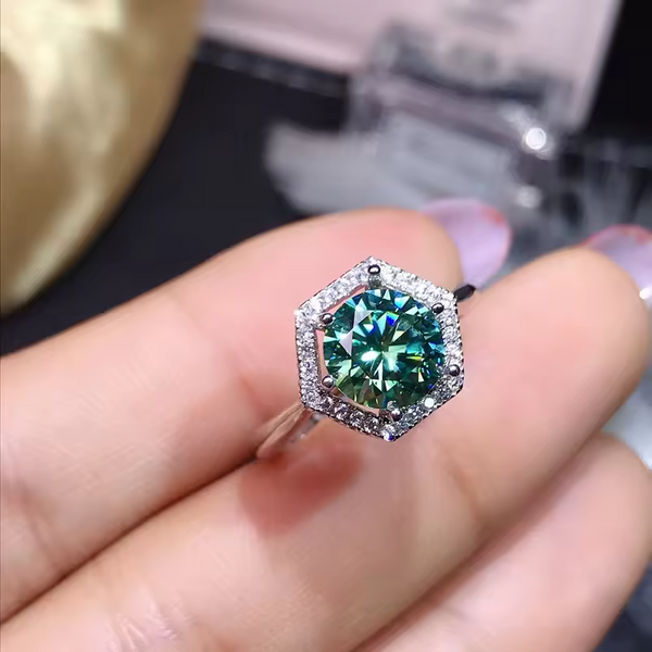 Damen ring mit glänzender blauer Zirkon in quadratischer Form Silber 925