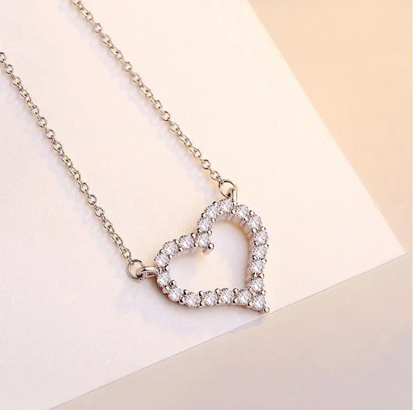 Herz-Schmuckset mit Zirkonia – Silber 925  Halskette & Ohrringe in Silberoptik