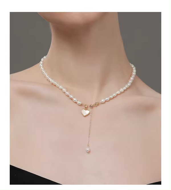 Damen halskette mit Perlen und Herz-Anhänger,Goldn