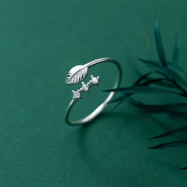 Damen-Ring Blatt mit 3 Zirkonia, Sterling Silber 925, Größe wählbar