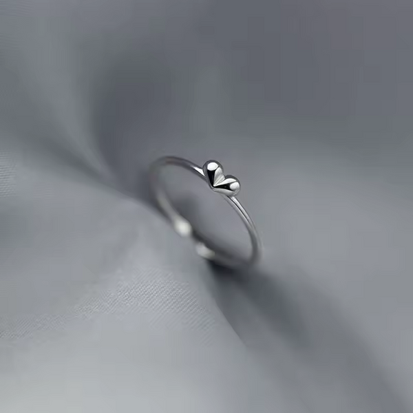 Schlanker Damenring mit Mini-Herz-Motiv, Sterling Silber 925, größenverstellbar