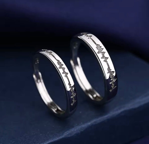 Damen Herren Ringe | Partnerringe mit Herzschlag Gravur" 💖✨
