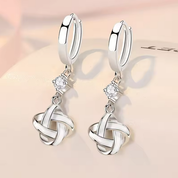Exquisite 925 Sterling Silber Knoten-Ohrringe mit funkelnden Weiß Zirkonia