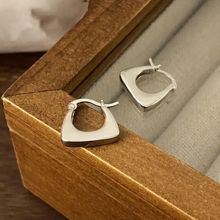 Kleine Klapp Creolen Dreieck Sterling Silber 925 Damen Ohrringe Kreolen - Vipfashion797